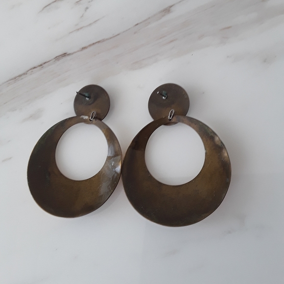 VTG STATEMENT HOOPS ENAMEL & BRASS | YELLOW & NAVY BLUE EARRINGS - Picture 3 of 3